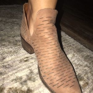 Steve Madden slide on booties!